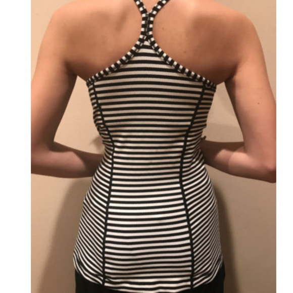 NEW  Nike Striped Dri Fit Workout Tank Top - Picture 1 of 6